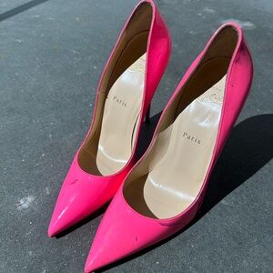 Christian Louboutin So Kate Heels